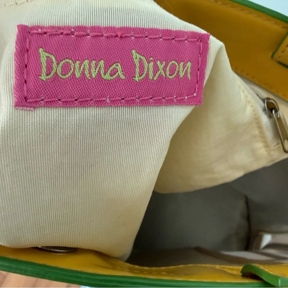 🍋 Donna Dixon Y2K Citrus Slice Patent Tote Bag  Bright Yellow Purse - Picture 10 of 14